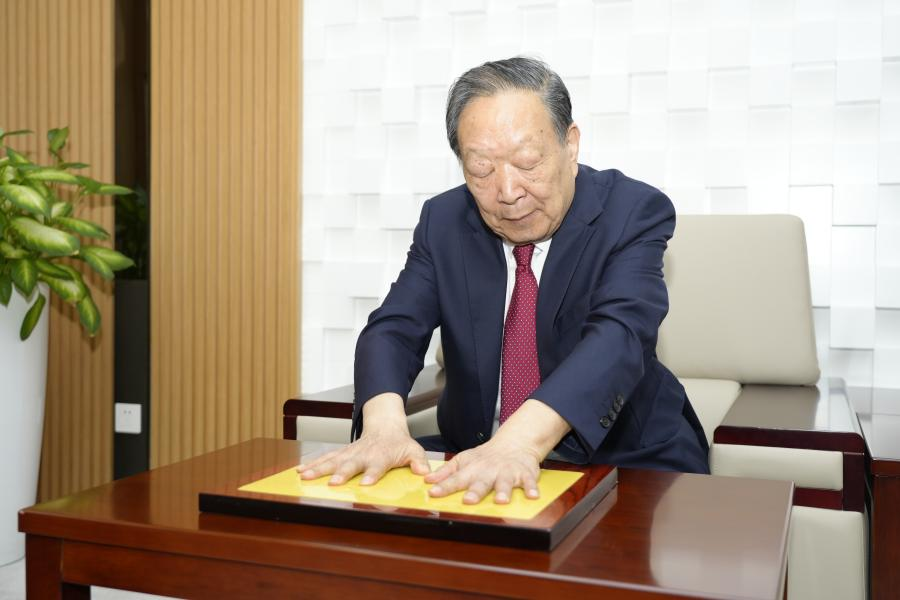 李德仁院士参加活动 李德仁院士参加活动